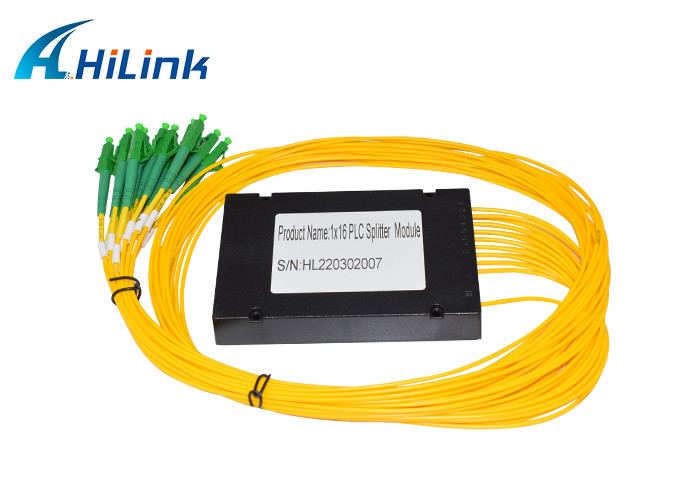 موثوقية عالية 1 * 16 وحدة فاصل PLC عملية واسعة الطول الموجي 3.0 مم صندوق ABS